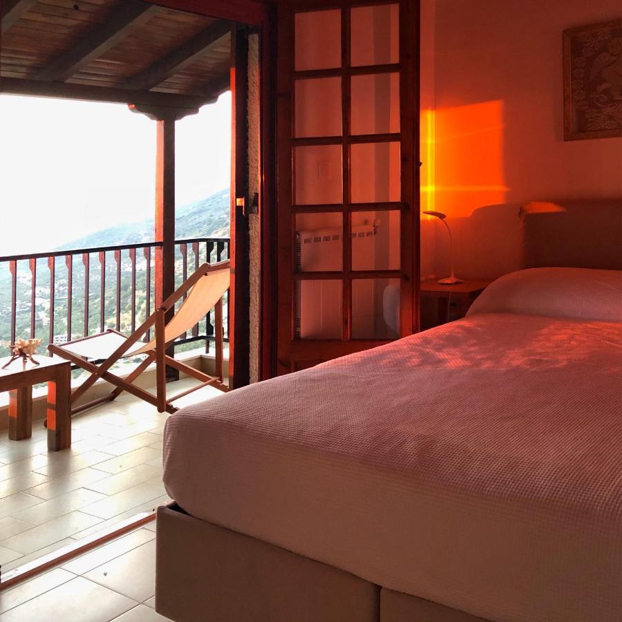 Gaia Guest House Calamata Exterior foto
